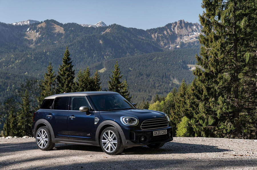 新 MINI Countryman，畅游英国的森林冒险