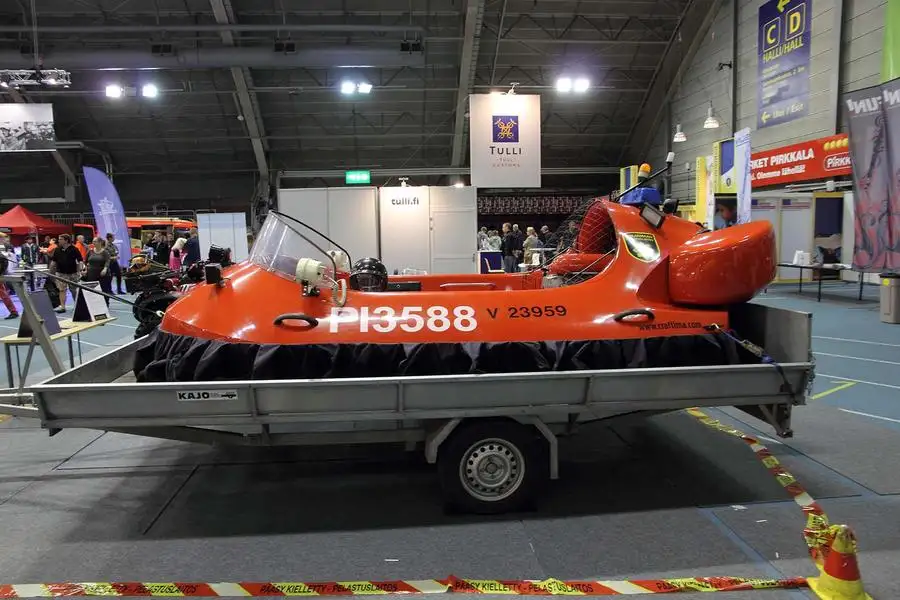 Neoteric hovercraft kokonaisturvallisuus 2015 02