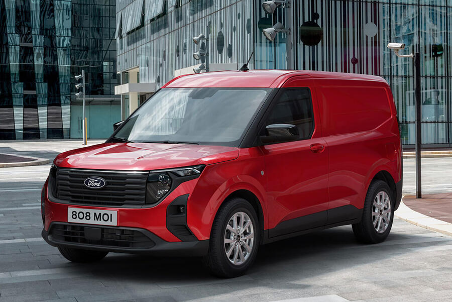 U Spy The New Ford Transit And Tourneo Custom Vans In The U.S.