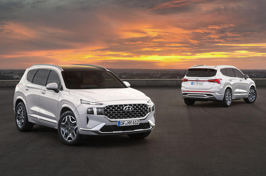 2021 Hyundai Santa Fe，混合动力和插电式混合动力版本价格从£40,205起