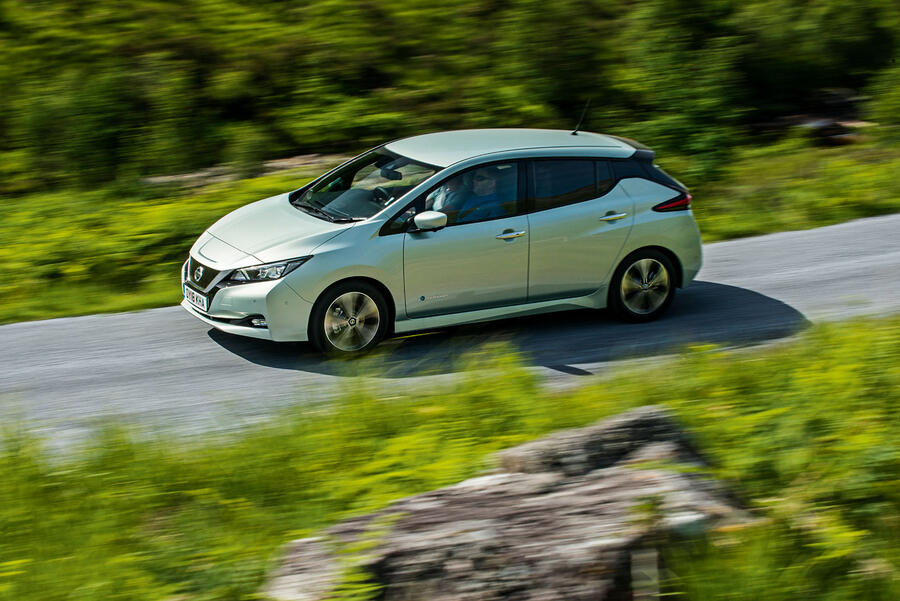 nissan-leaf_1 taciki.ru