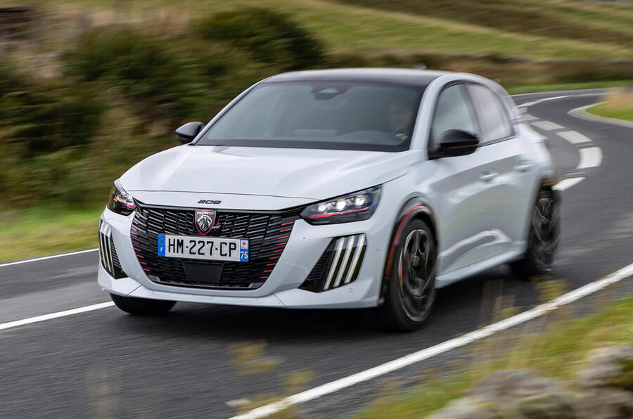 Peugeot e-208 GTI