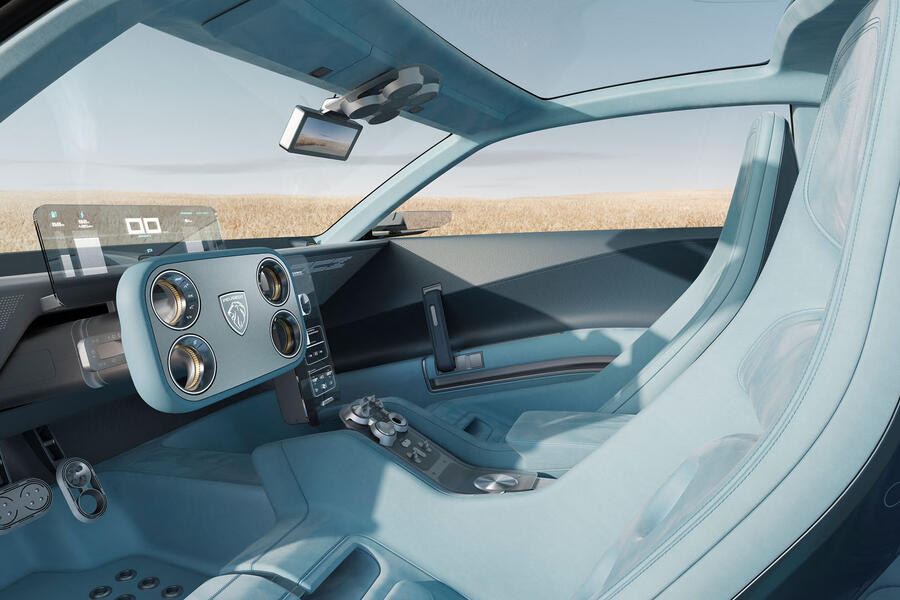 Peugeot RCZ interior