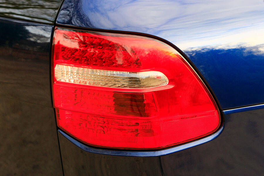 Porsche cayenne s rear lights