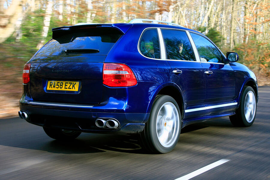 Porsche cayenne s rear three quarter tracking