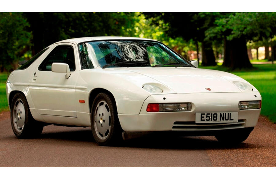 Porsche 928