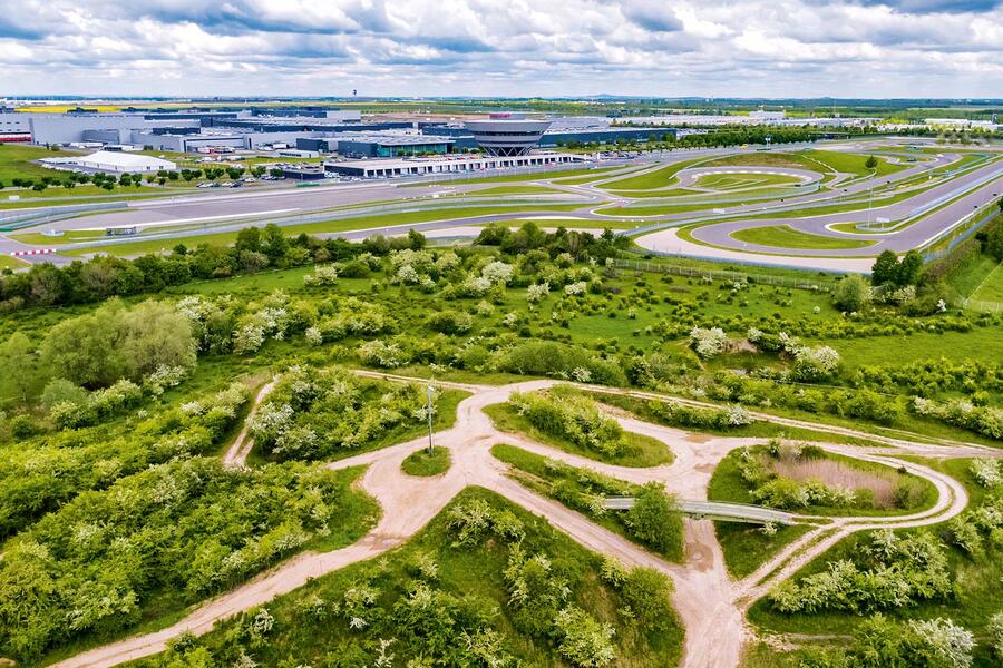 Porsche leipzig plant green space