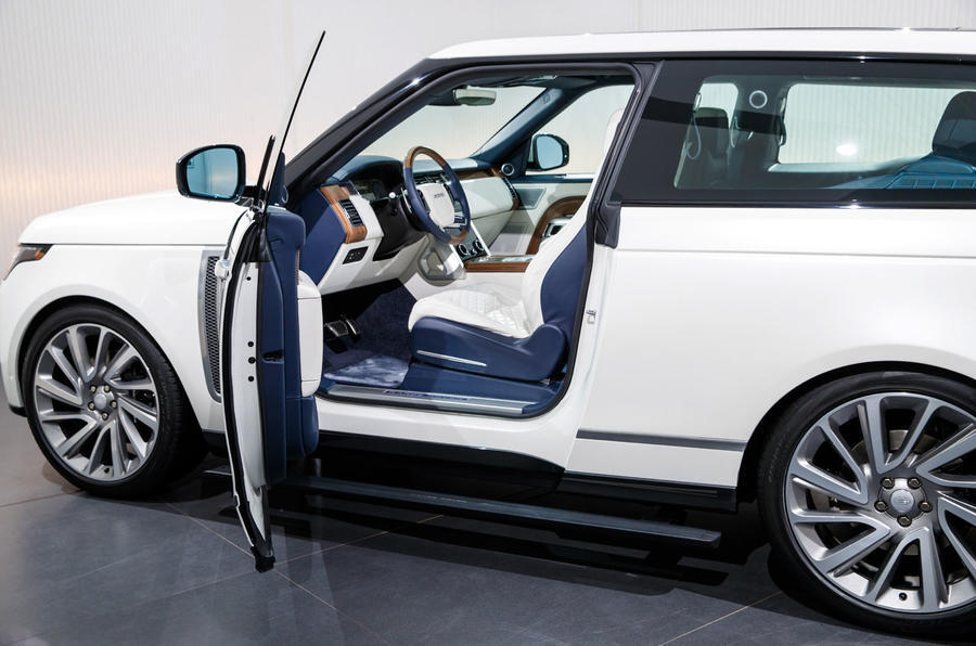 Range Rover SV Coupéaxed