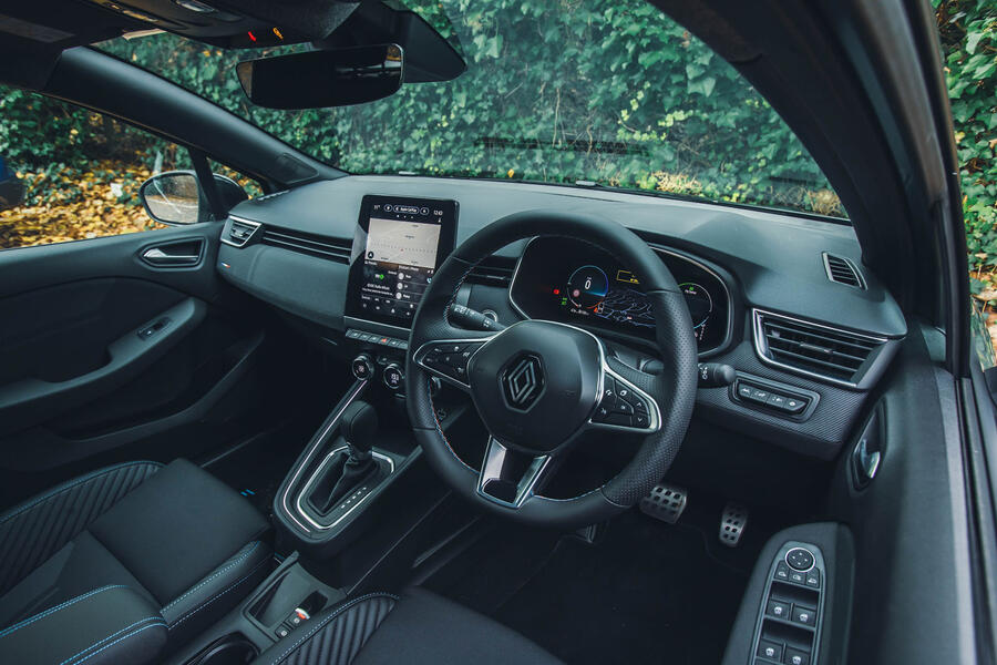 Renault Clio interior
