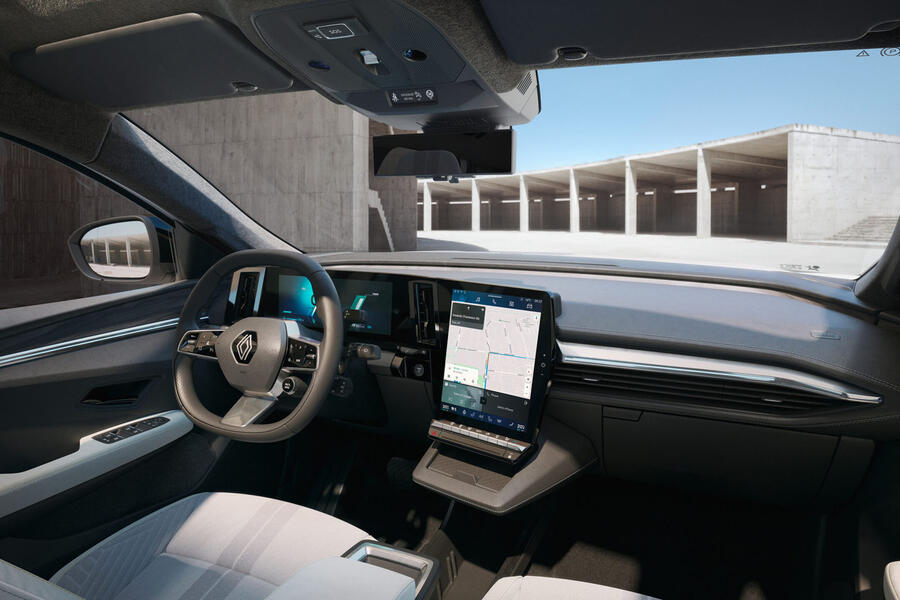 2024 Renault Scenic interior