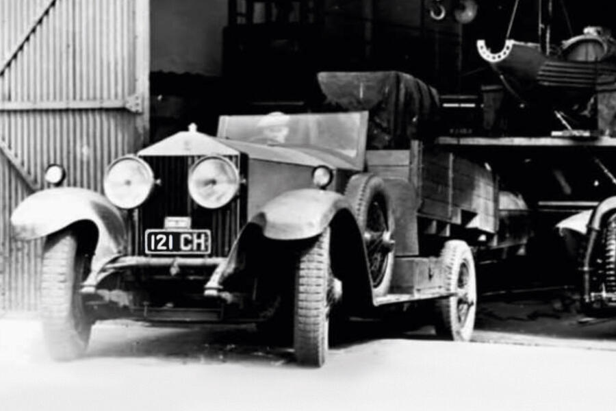 Rolls phantom truck cant find a credit