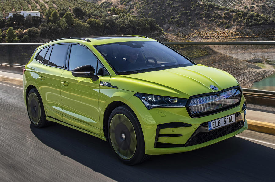 Skoda enyaq iv vrs 01 front tracking 0 0