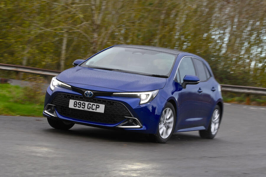 Toyota corolla hybrid 2022 front quarter tracking