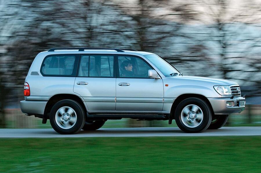 toyota land cruiser amazon 0