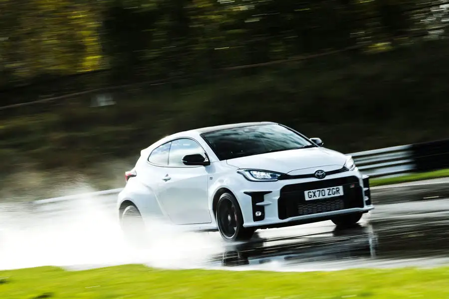 Toyota yaris gr front quarter tracking