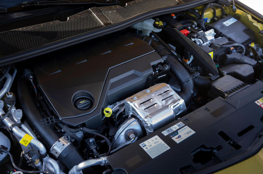 Vauxhall Astra PHEV engine