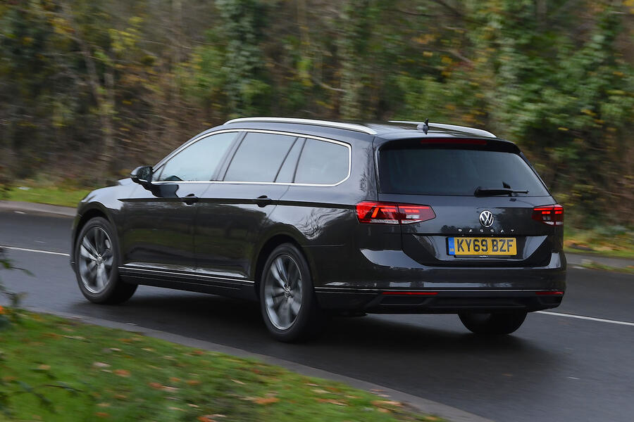 Volkswagen passat estate rear left