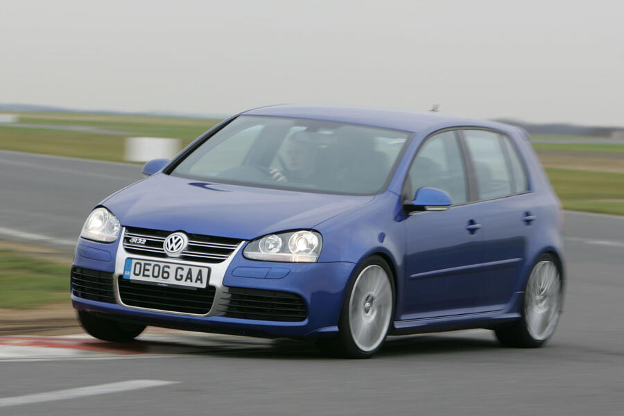 Mk5 VW Golf R32 cornering