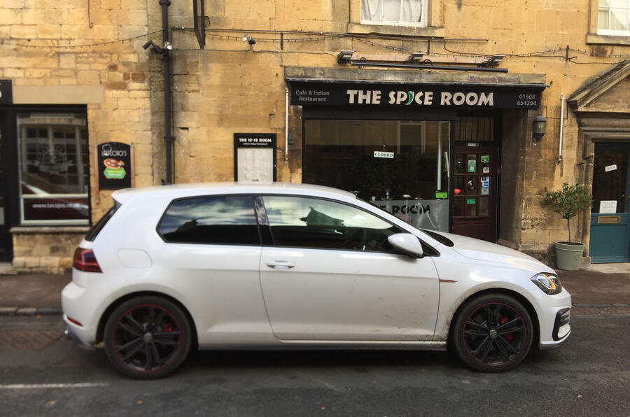 vw_golf_gti_2111a.jpg?itok=HBGlGC2J