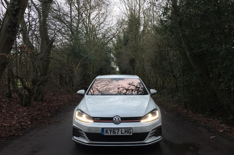 vw_golf_gti_2114d.jpg?itok=c2OdE-8G