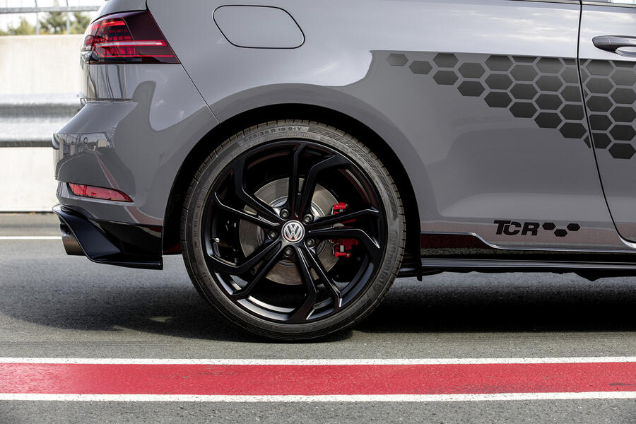 vw_golf_gti_tcr_2019_official_reveal_-_g