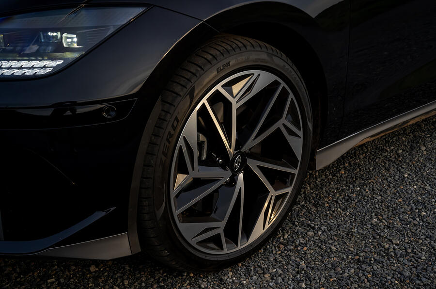 Xx wheels wc hyundaiioniq6 promotedstory 25