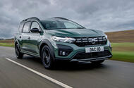 dacia jogger road test 2023 01 tracking front