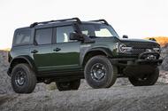 2022 Ford Bronco Everglades Eruption Green 06 2022 Ford Bronco Everglades Eruption Green 06