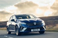Renault Clio E-Tech front three quarters Renault Clio E-Tech front three quarters