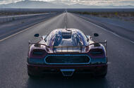 Koenigsegg breaks production vehicle speed record