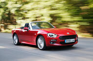 Fiat 124 Spider - tracking front Fiat 124 Spider - tracking front
