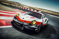 Porsche 911 RSR - front