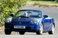 99 toyota mr2 front quarter 99 toyota mr2 front quarter
