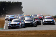 btcc snetterton 2022 turkington leads pack btcc snetterton 2022 turkington leads pack