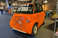 Caselani Type Ami front quarter