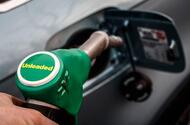 Supermarkets raise fuel prices every day since the end of March