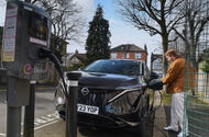 How long do batteries last in electric cars?