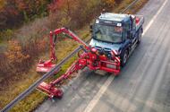 Mercedes-Benz Unimog tests hydrogen combustion engine