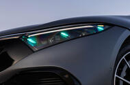 Mercedes to use turquoise lights for self-driving cars 