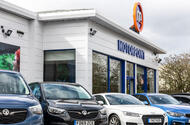 Motorpoint Forecourt Chingford Vauxhall Crossland Audi TT Motorpoint Forecourt Chingford Vauxhall Crossland Audi TT
