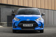 Toyota Yaris Premier Edition Blue 5 scaled
