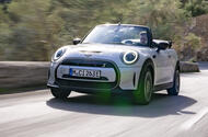 mini electric convertible review 01 tracking front mini electric convertible review 01 tracking front