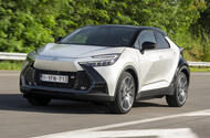 toyota c hr front action 5