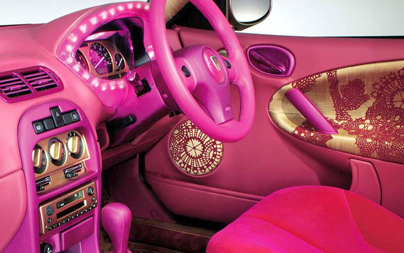 Rover 25 Art Car (2002)