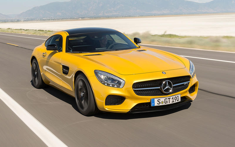 Mercedes-AMG GT: yellow paint