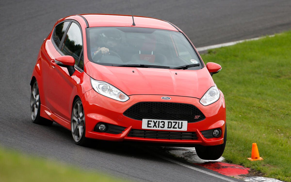 FORD FIESTA ST