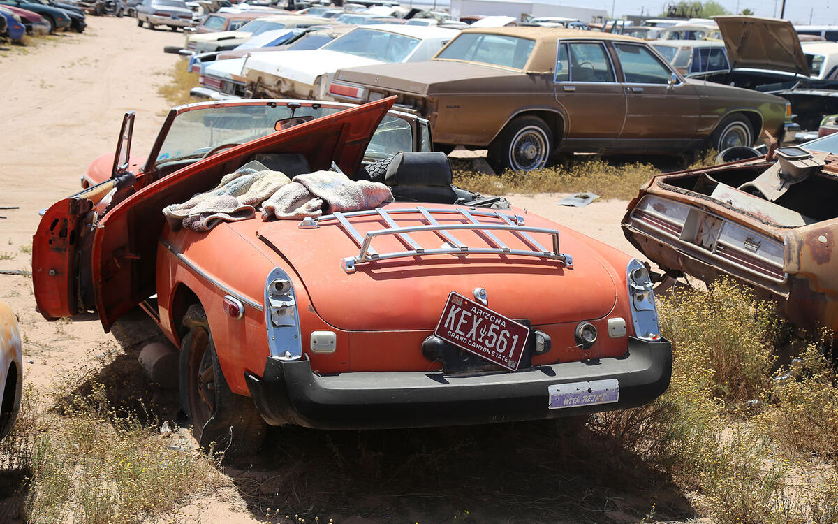The junkyard gems of Desert Valley Auto Parts, Arizona | Autocar