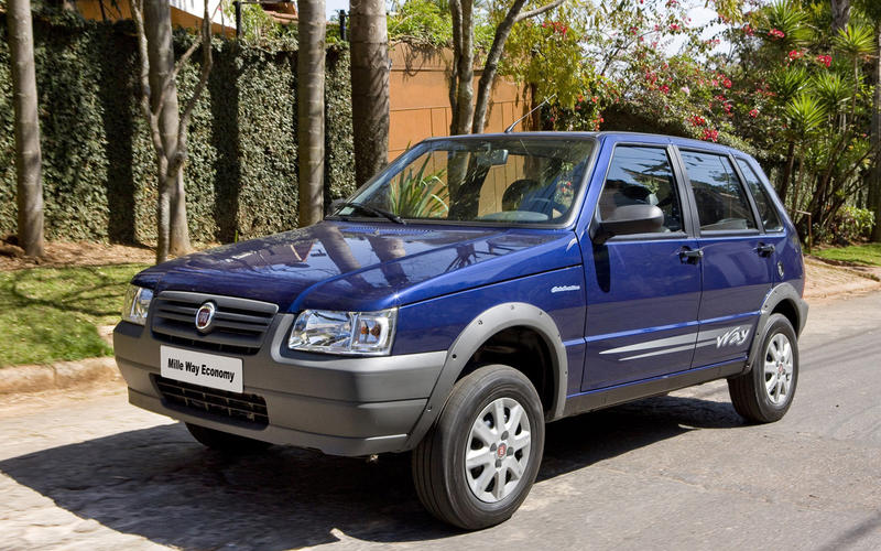Fiat Uno (1980-2013) – 33 YEARS
