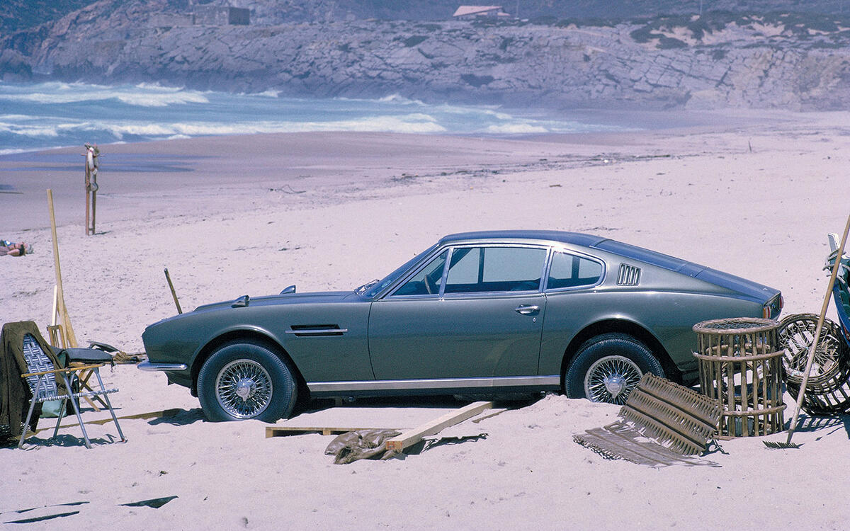 Aston Martin DBS (On Her Majestyâs Secret Service - 1969)