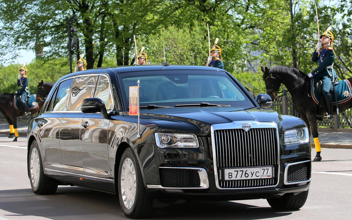 Vehicles Used By Global Leaders